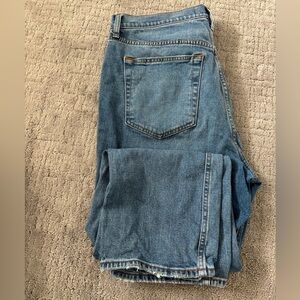 The Ankle Straight Ultra High Rise Size 33/16